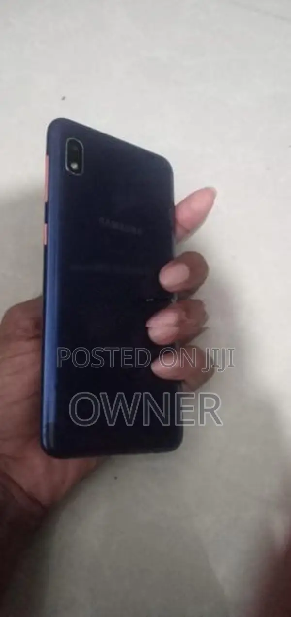 Samsung Galaxy A10 (Used)