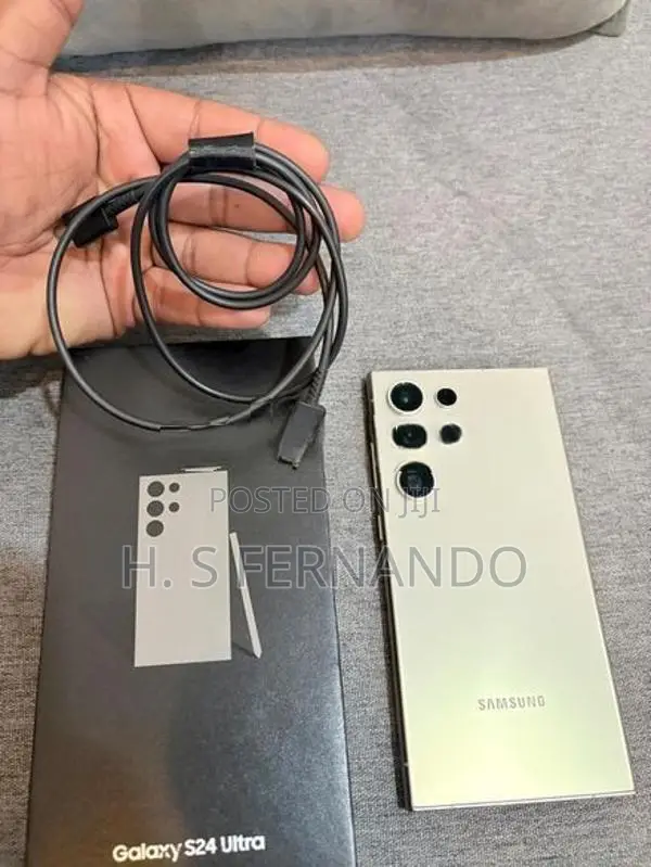 Samsung Galaxy S24 Ultra (Used)