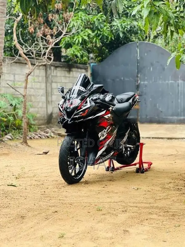 Yamaha R15 V3 2019