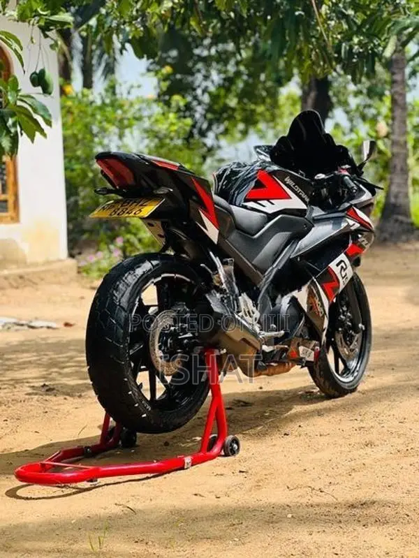 Yamaha R15 V3 2019