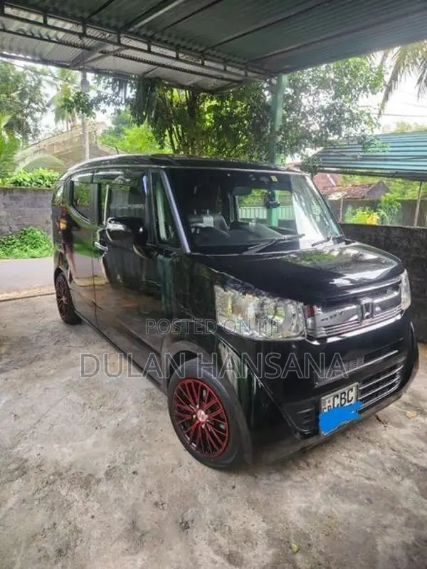 Honda N-Box 2018