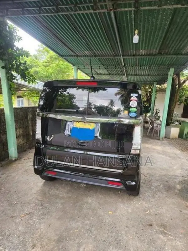 Honda N-Box 2018