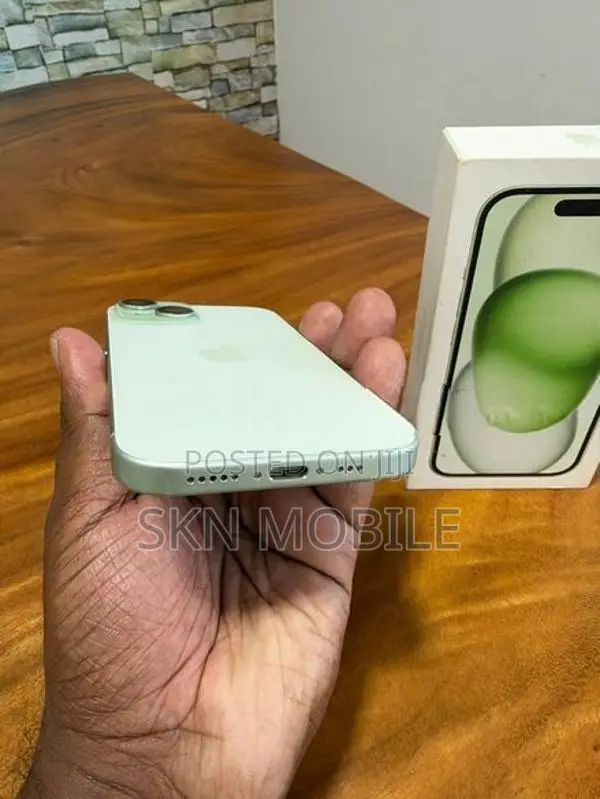 Apple iPhone 15 128GB (Used)