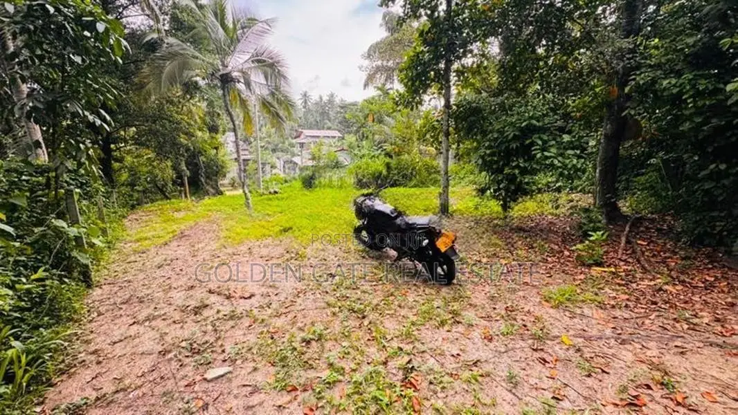 Excellent Residential Land for Sale in Kadawatha Just 150m to Bus Road