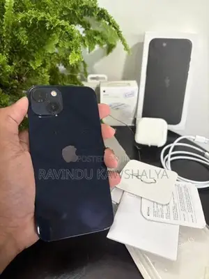 Apple iPhone 13 (Used)