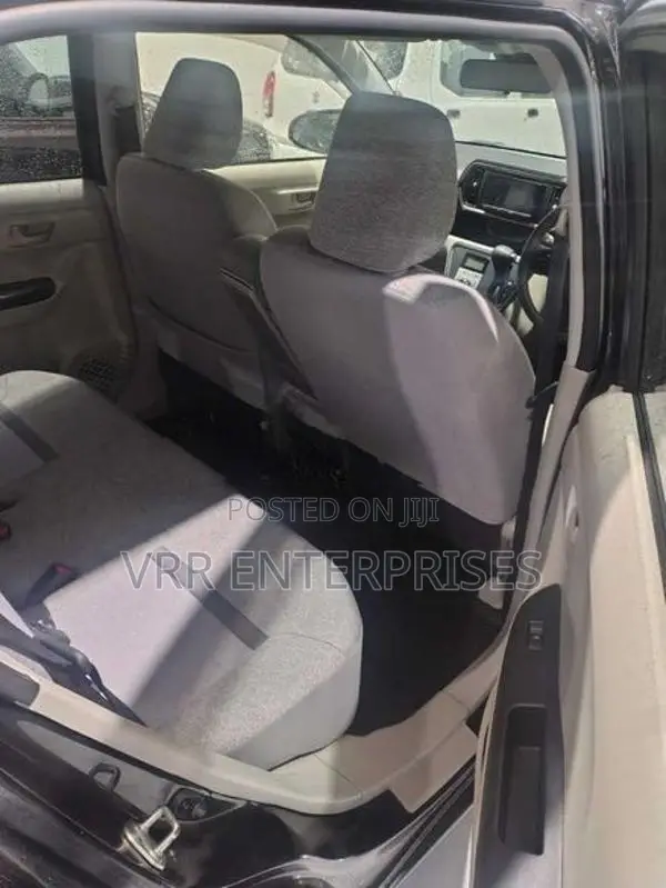 Toyota Passo 2023