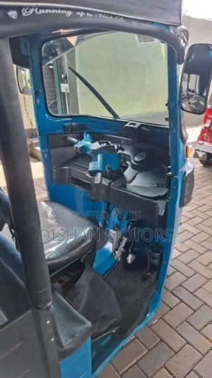 Bajaj RE 4 Stroke 2014
