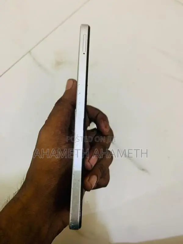 Xiaomi 12 (Used)