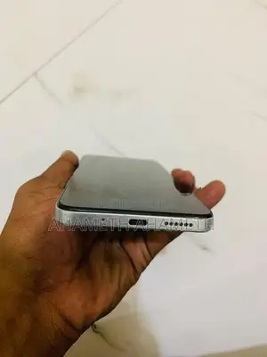 Xiaomi 12 (Used)
