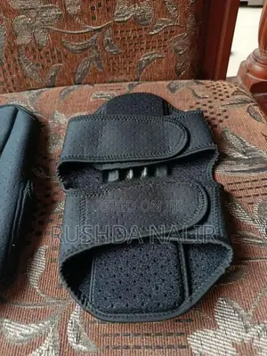 Spring Knee Booster Brace