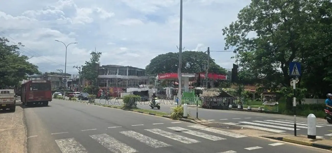 Land For Sale In Dambulla Town - දඹුල්ලෙන් අනර්ග ඉඩමක් විකිණීමට