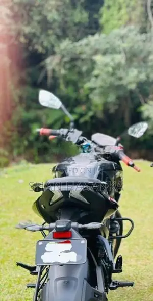 Bajaj Pulsar N160 2025