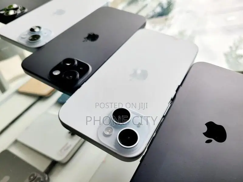 Apple iPhone 15 256GB Black (Used)