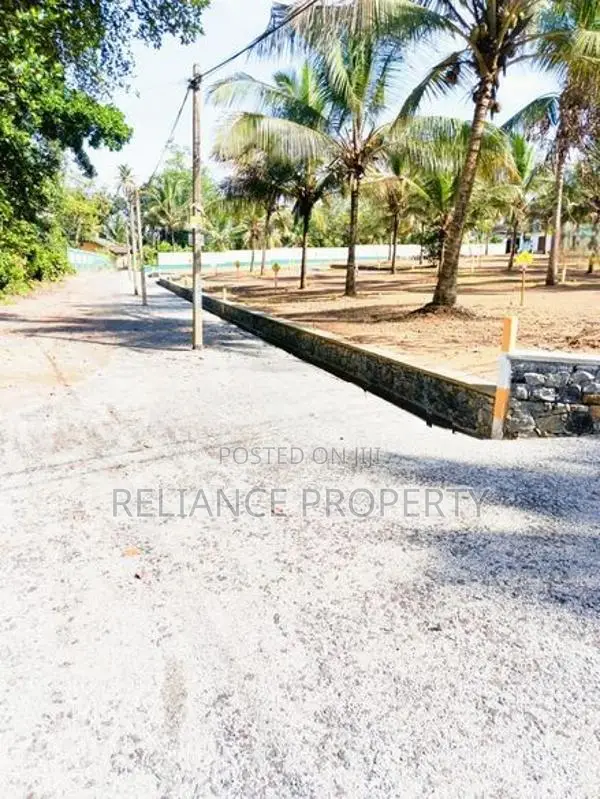 Premium Land in Homagama