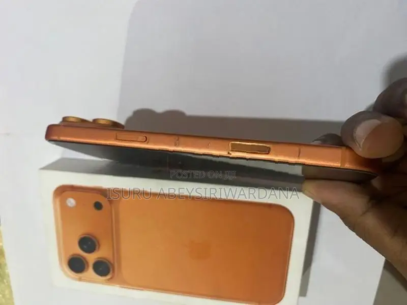Apple iPhone 17 Pro Max (Used)