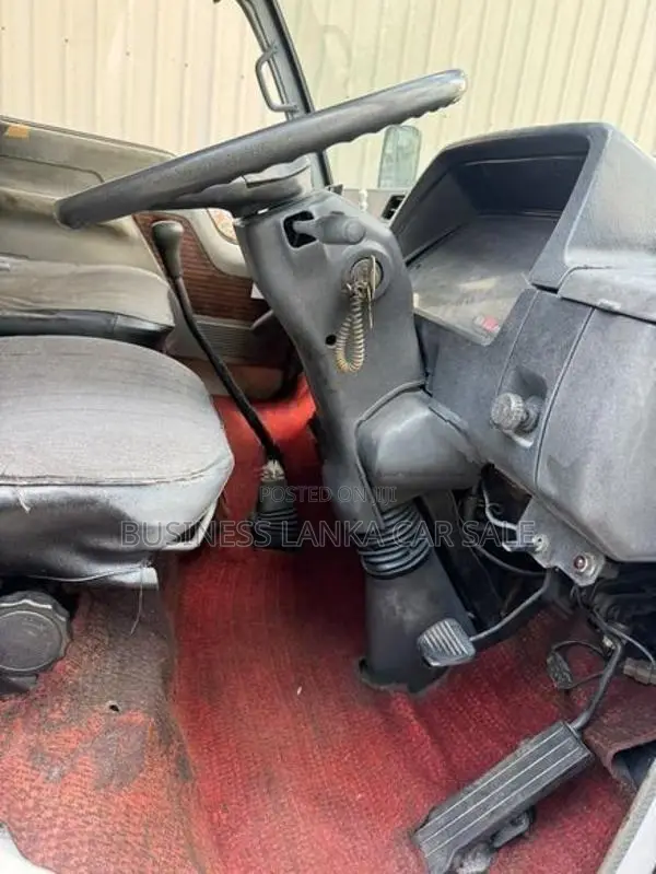 Mitsubishi Canter 1983