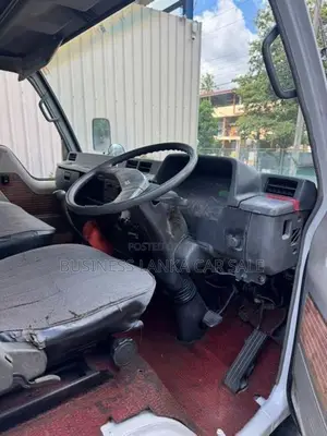 Mitsubishi Canter 1983