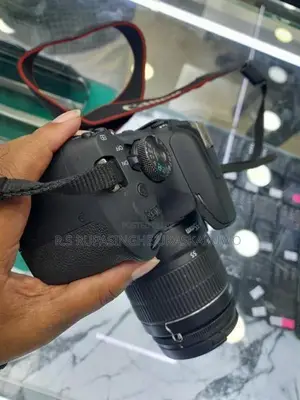 Canon 2000D