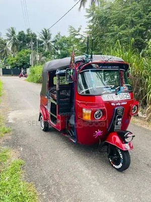 Bajaj RE Petrol 2010