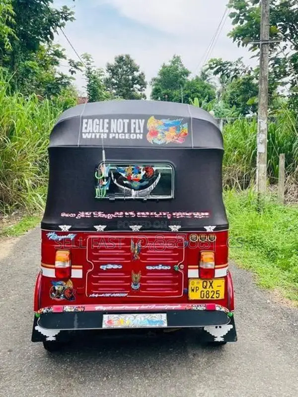 Bajaj RE Petrol 2010
