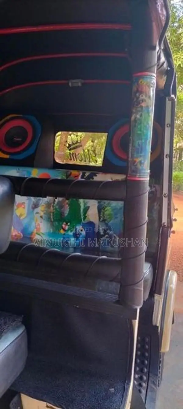 Bajaj RE 1997