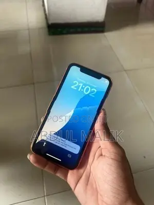 Apple iPhone XR (Used)