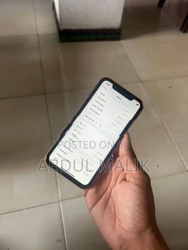 Apple iPhone XR (Used)