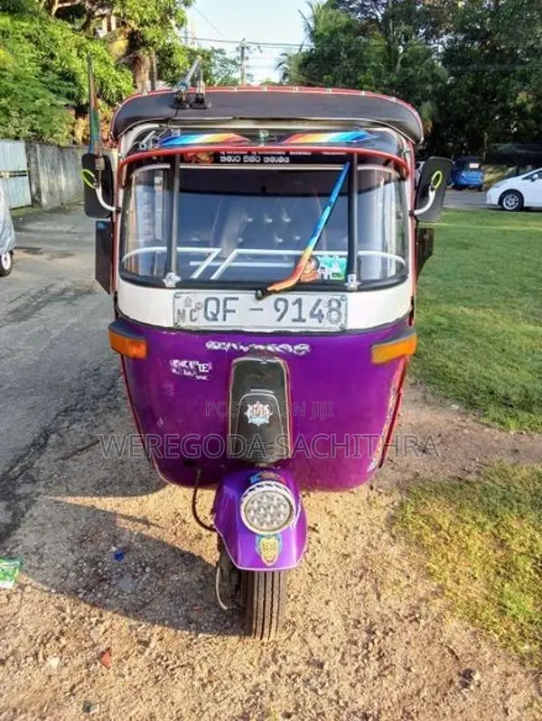 Bajaj RE 2006