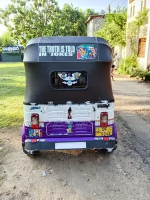 Bajaj RE 2006