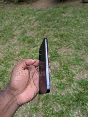 Samsung Galaxy S23 8/128GB (Used)