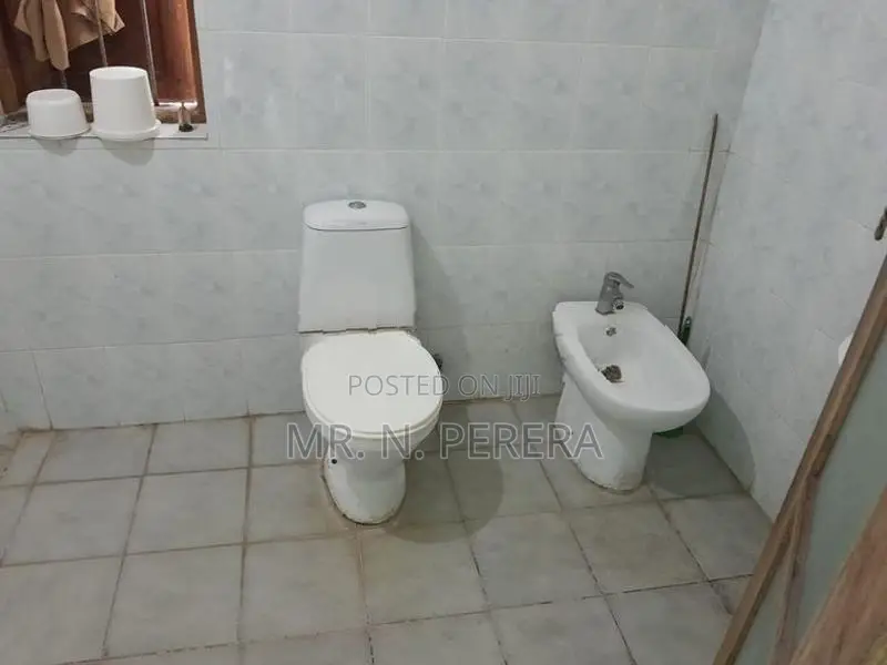A Room for Rent at Mount Lavinia - MRE 147