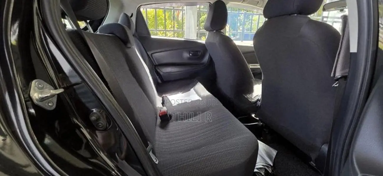 Toyota Vitz 2016