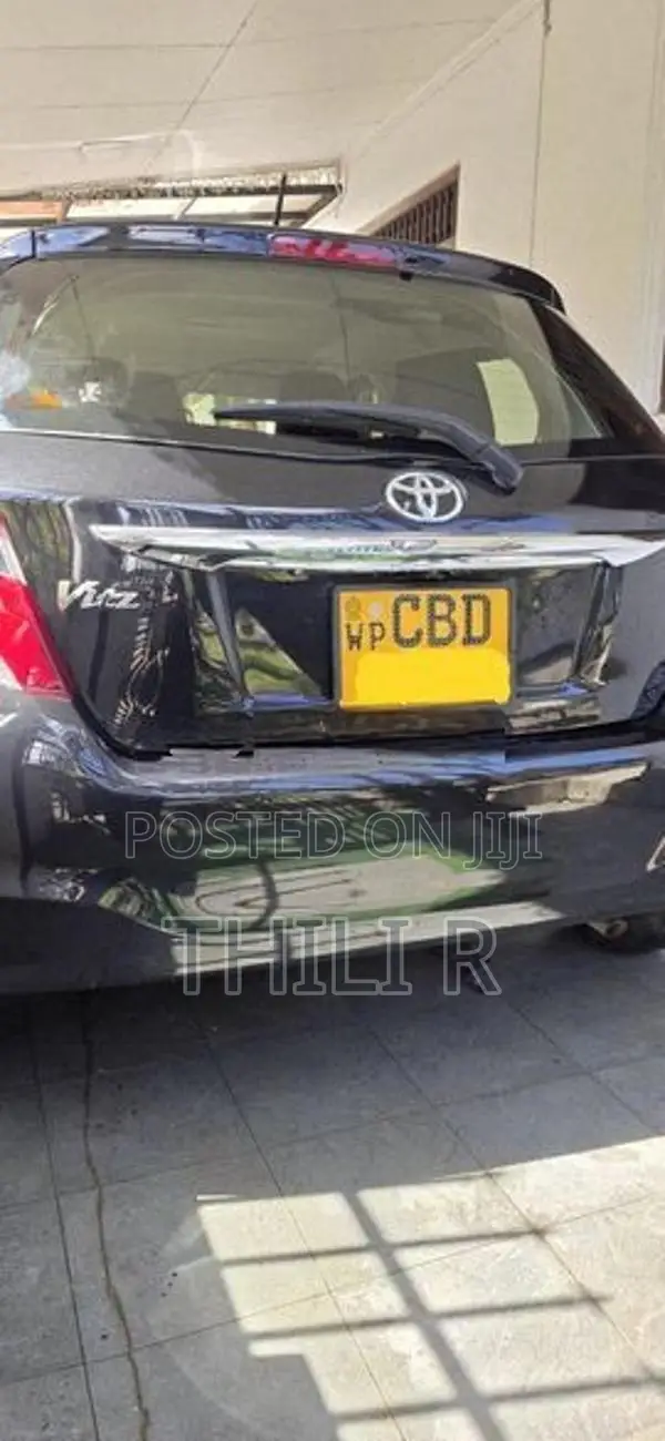 Toyota Vitz 2016