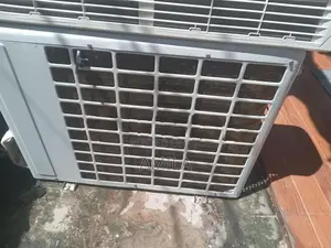 LG Ceiling Mounted Inverter