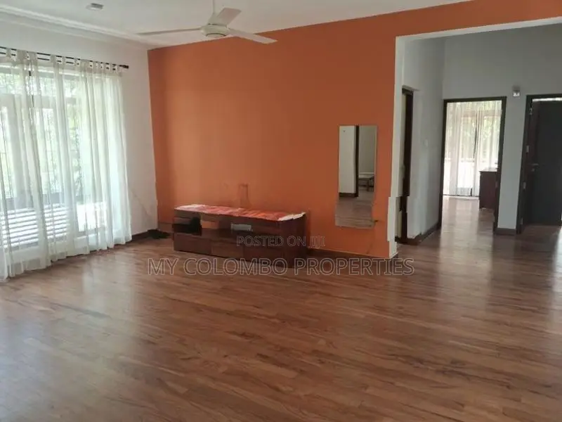 Luxury Three‑Storey House for Sale – Samagi Mawatha, Talawatugoda