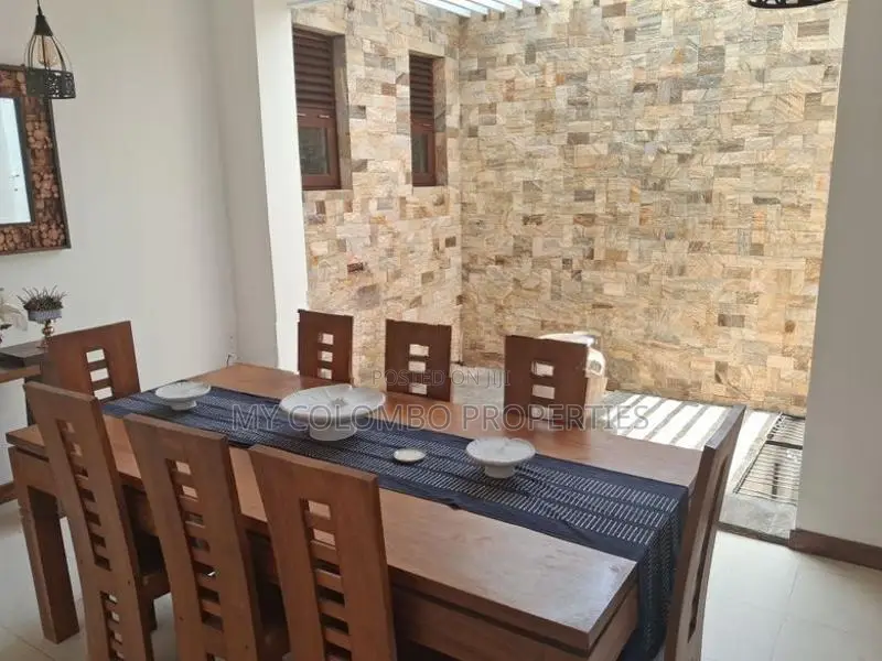 Luxury Three‑Storey House for Sale – Samagi Mawatha, Talawatugoda