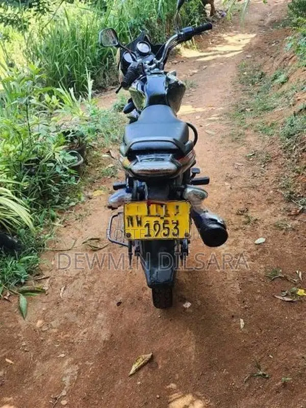 Bajaj Discover 2010