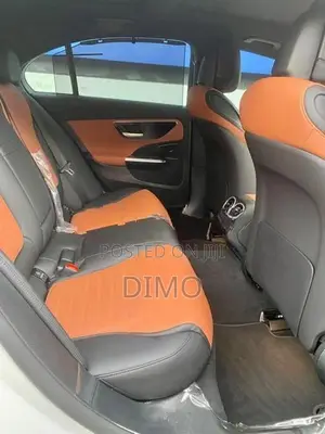 Mercedes Benz C200 AMG 2025