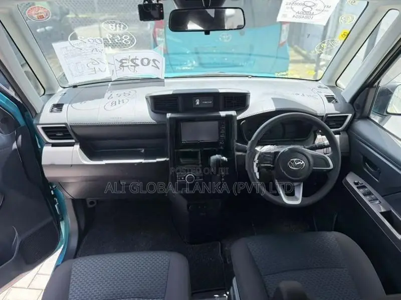 Toyota Roomy G Grade 2023