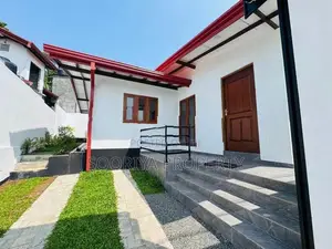 Single Story Brand New House for Sale in Moratuwa Piliyandala