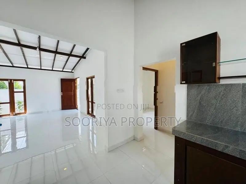 Single Story Brand New House for Sale in Moratuwa Piliyandala