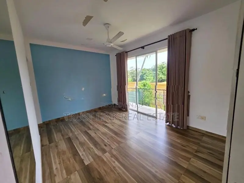 2-Story House For Sale In Ragama Batuwatte