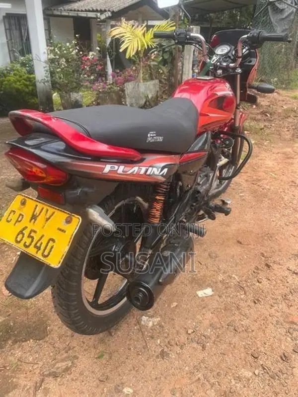Bajaj Platina 100 2012