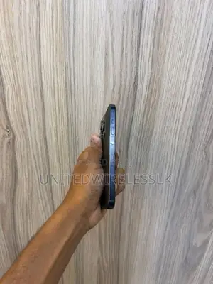 Apple iPhone 15 Pro 128GB (Used)