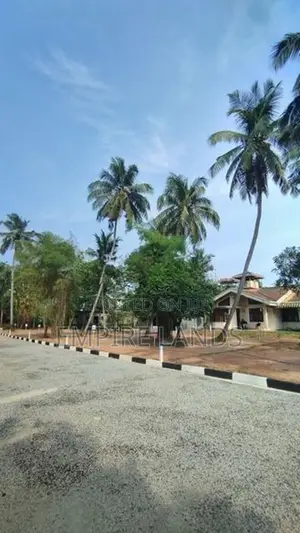 ප්‍රධාන නගරයට ඉතාමත් ආසන්නව හෝමාගම 366 හල්බරාව බිම්කොටස්
