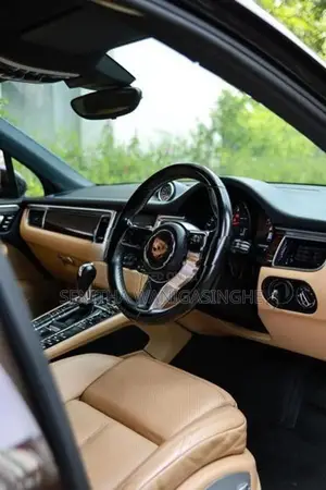 Porsche Macan 2016