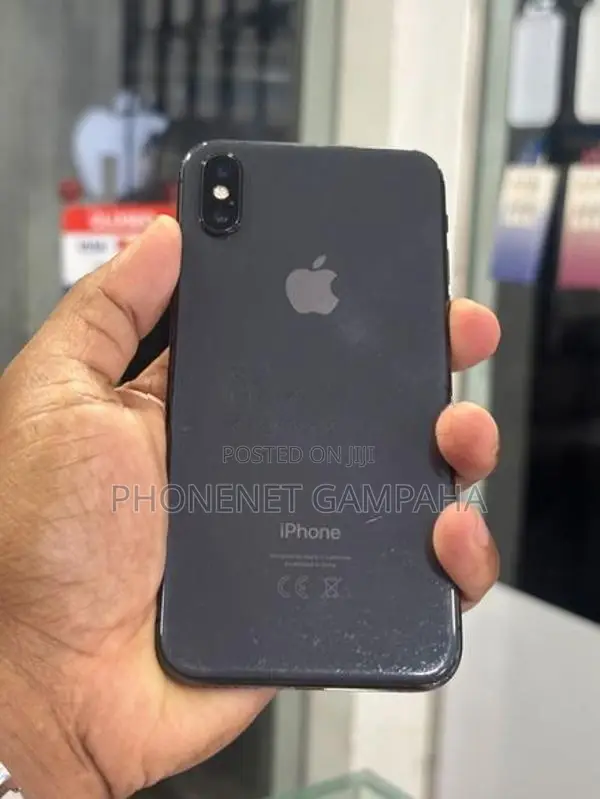 Apple iPhone X (Used)