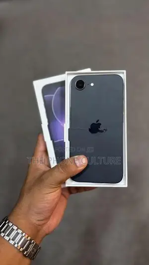 Apple iPhone 17e 256GB (Used)