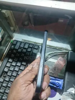Oppo A17 a18 (Used)