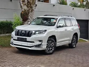 Toyota Land Cruiser Prado TXL 2023